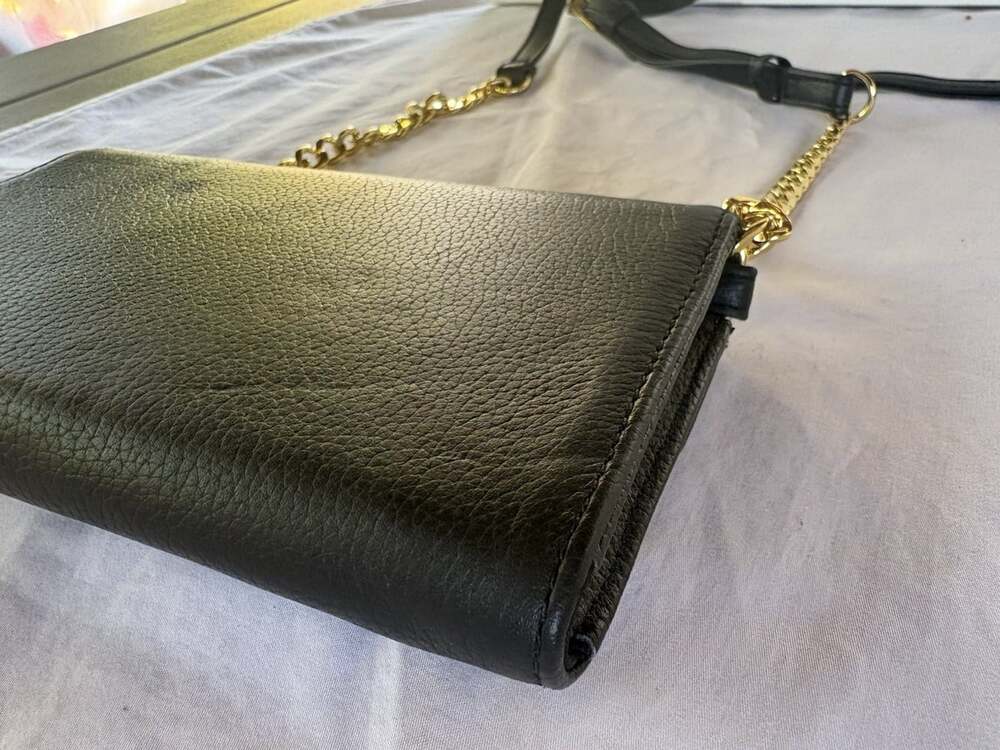 STELLA & MAX Black Faux Leather Small Crossbody Bag Gold Chain Snap Closure - Picture 5 of 9